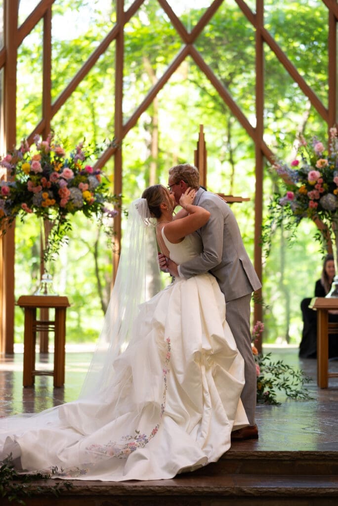 True to color wedding photographers near me