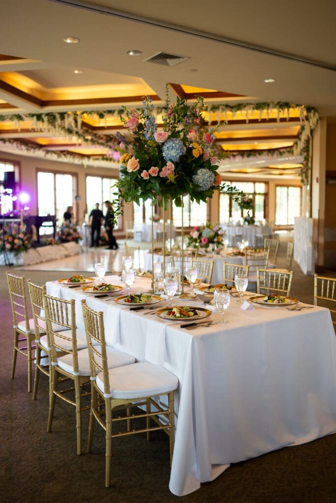 Wedding reception at Hot Springs Country Club in Arkansas. An elevated and elegant wedding, shot in timeless true color traditional wedding photography