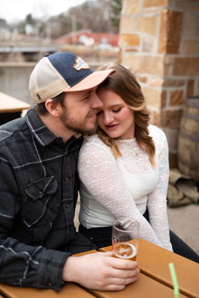 True color engagement photos at Brewer Leinie Lodge in Chippewa Falls, WI. Eau Claire wedding photographer