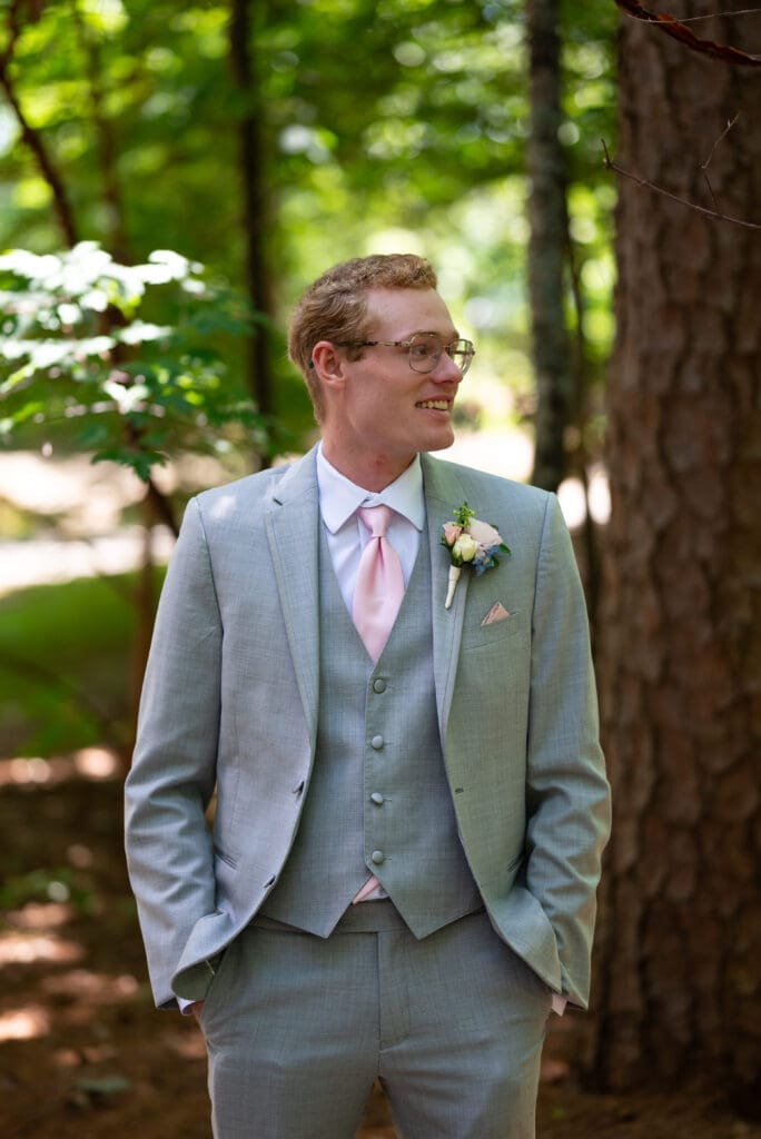 Groom portrait at Hot Springs, Arkansas wedding venue Anthony Chapel. Photo by Maddie at Spirited Sage Photography