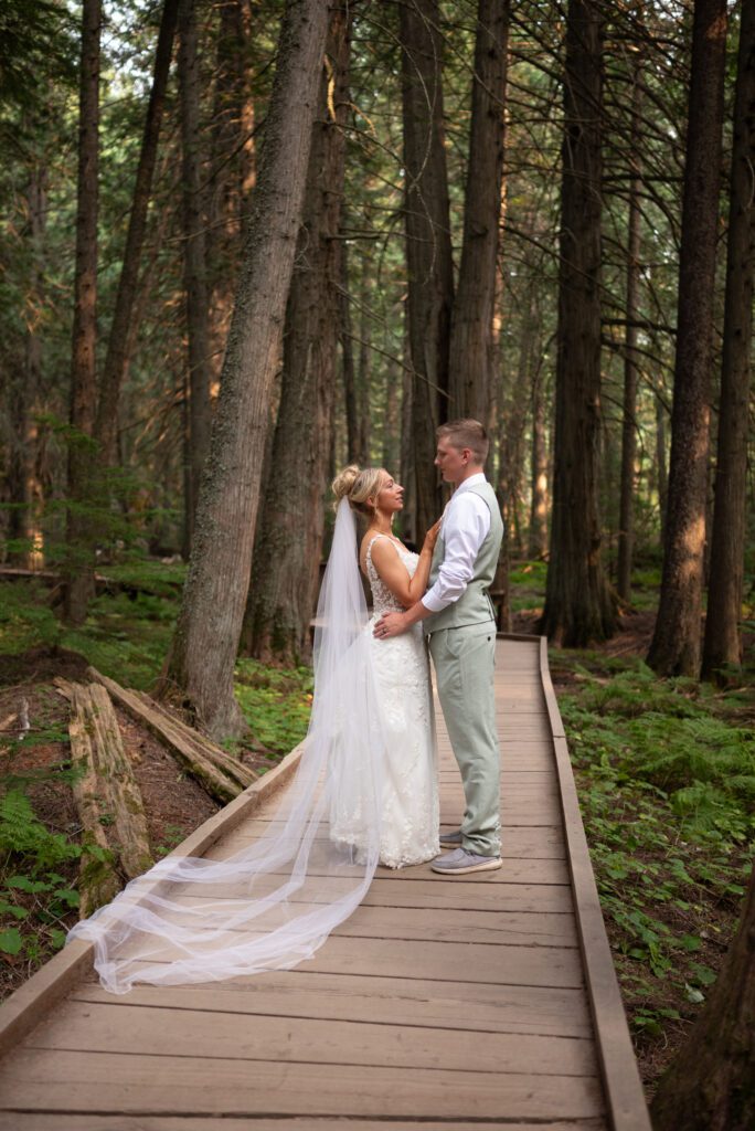 Bride and groom wedding photos at glacier national park