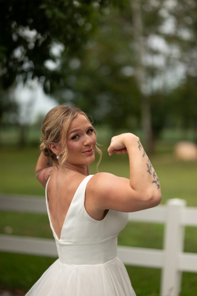 Bride flexing