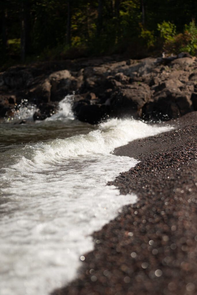 waves crashing along the shoreline of Lake Superior