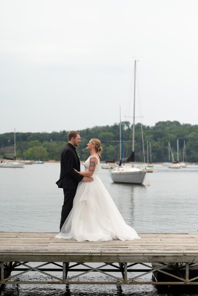 Hudson wisconsin wedding portraits
