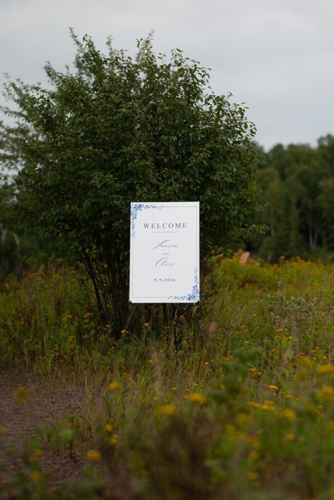 welcome sign to MN North Shore wedding ceremony at Superior Shores Resort in Two Harbors, MN