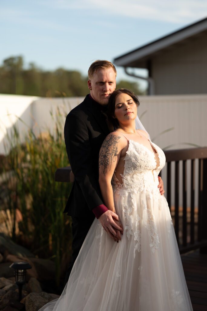 bride and groom picture