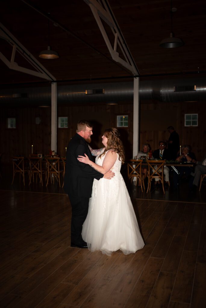 first dance at Hastings, MN wedding venue