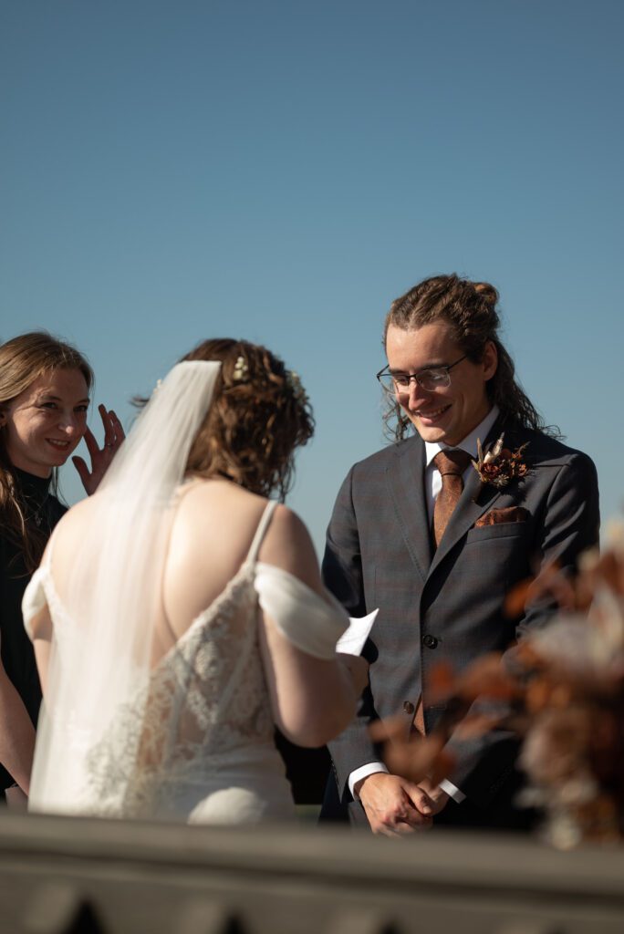 micro wedding photographer