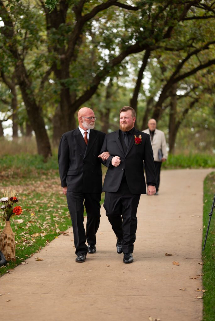 groom and father